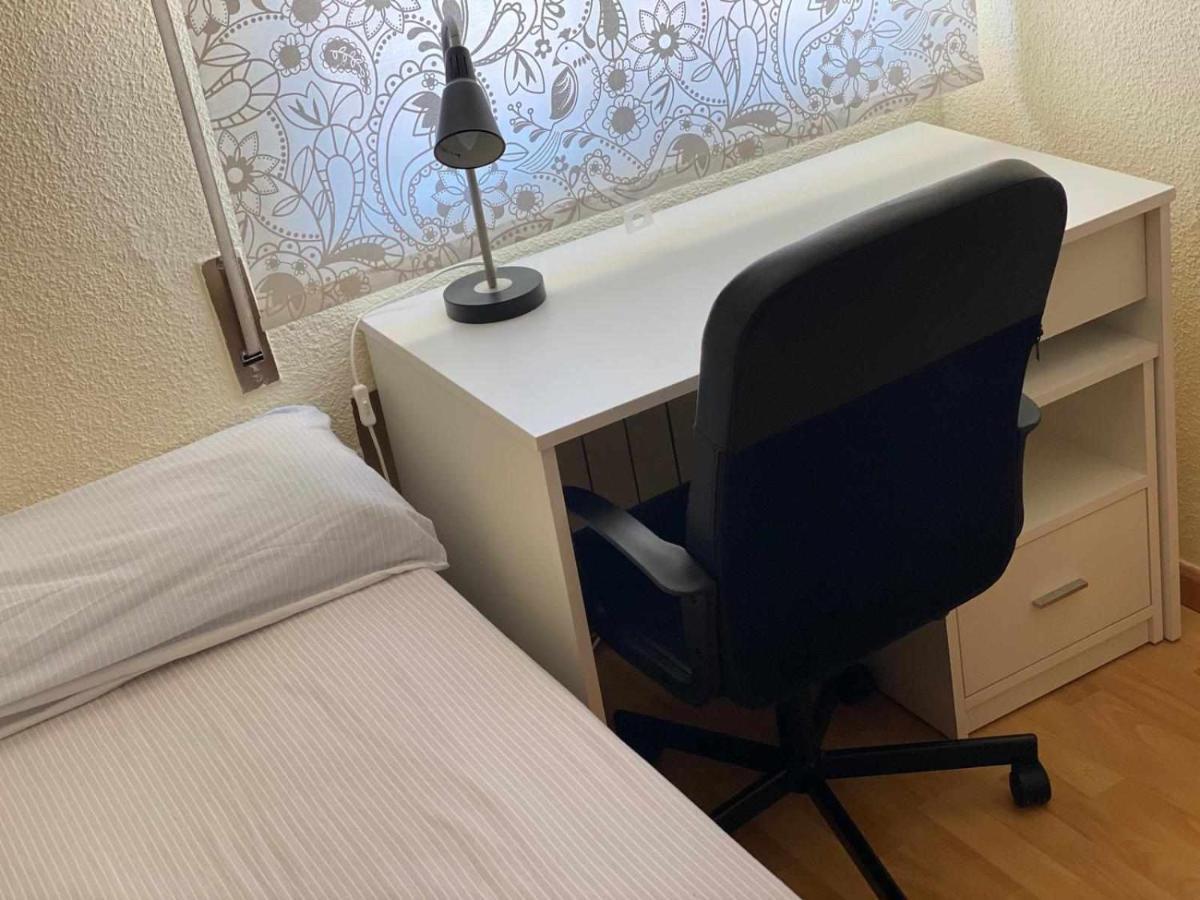 Bed and Breakfast Residencia 12 Octubre Madryt Zewnętrze zdjęcie