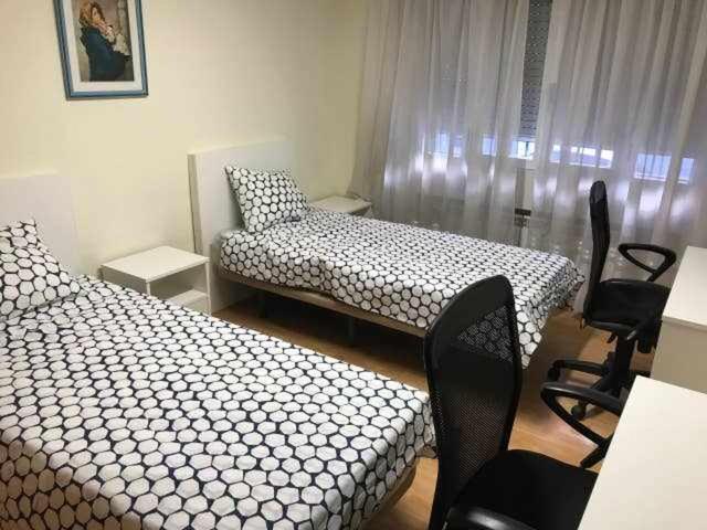 Bed and Breakfast Residencia 12 Octubre Madryt Zewnętrze zdjęcie