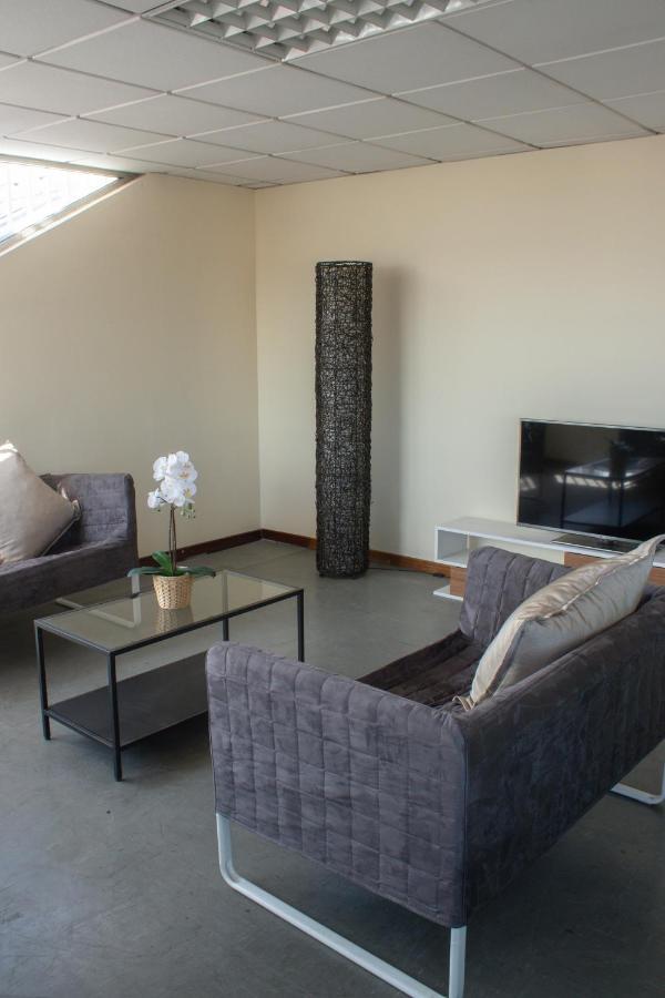 Bed and Breakfast Residencia 12 Octubre Madryt Zewnętrze zdjęcie